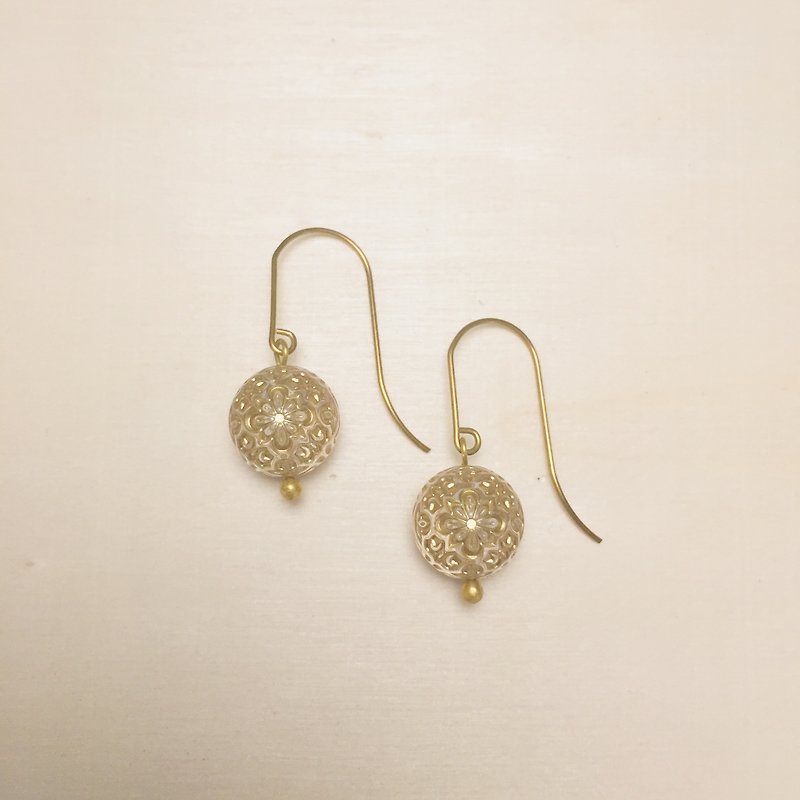 Vintage engraved transparent earrings - ต่างหู - เรซิน สีใส