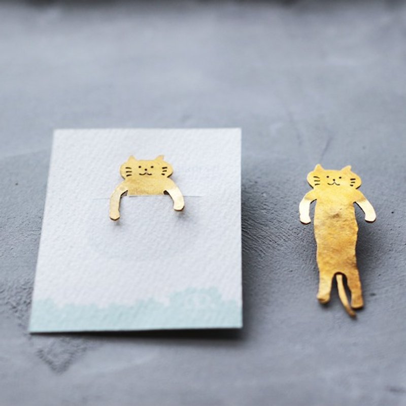Pocket cat | Brooch | B047 - Brooches - Other Metals Gold