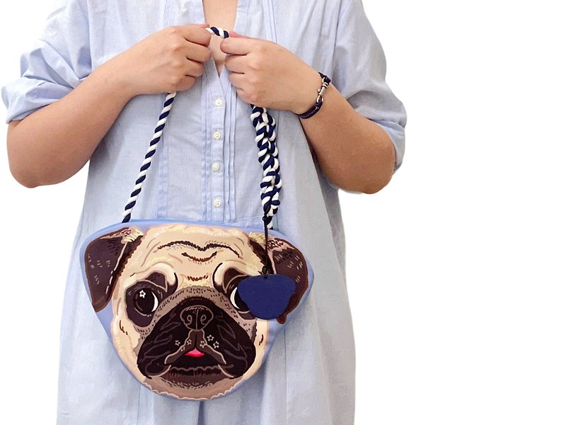 Limited spot original cooperation pet shoulder bag pug dog face bag - กระเป๋าถือ - วัสดุอื่นๆ 