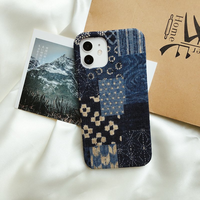 アンティークブルーの染め布 手作り布 レトロなiPhoneケースはカスタマイズ可能 - スマホケース - コットン・麻 ブルー