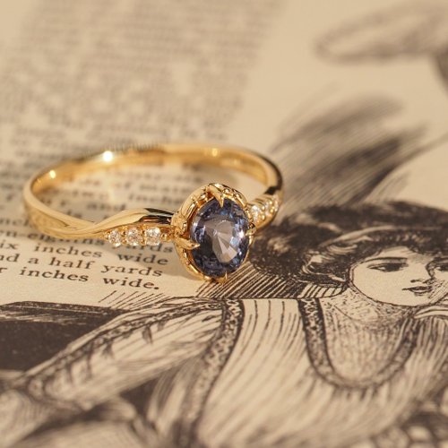 IRIZA Jewellery 18K金藍色尖晶石金色扭紋戒指18K GoldThe Blue Spinel Golden Tw