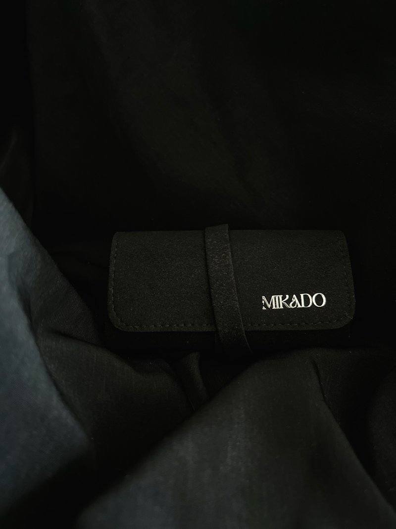 Mikado Black Suede Jewellery Storage Roll Bag - กล่องเก็บของ - ไฟเบอร์อื่นๆ สีดำ