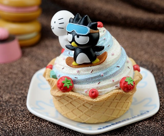 Penguin wintery snowflake cake - Hayley Cakes and Cookies Hayley Cakes and  Cookies