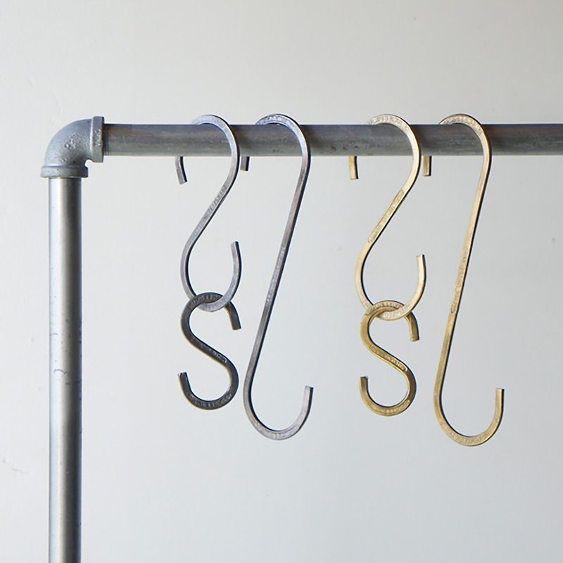 S-HOOK Brass Vintage Brass Metal S Hook / Vintage Gold 2 In - Hangers & Hooks - Other Metals Gold