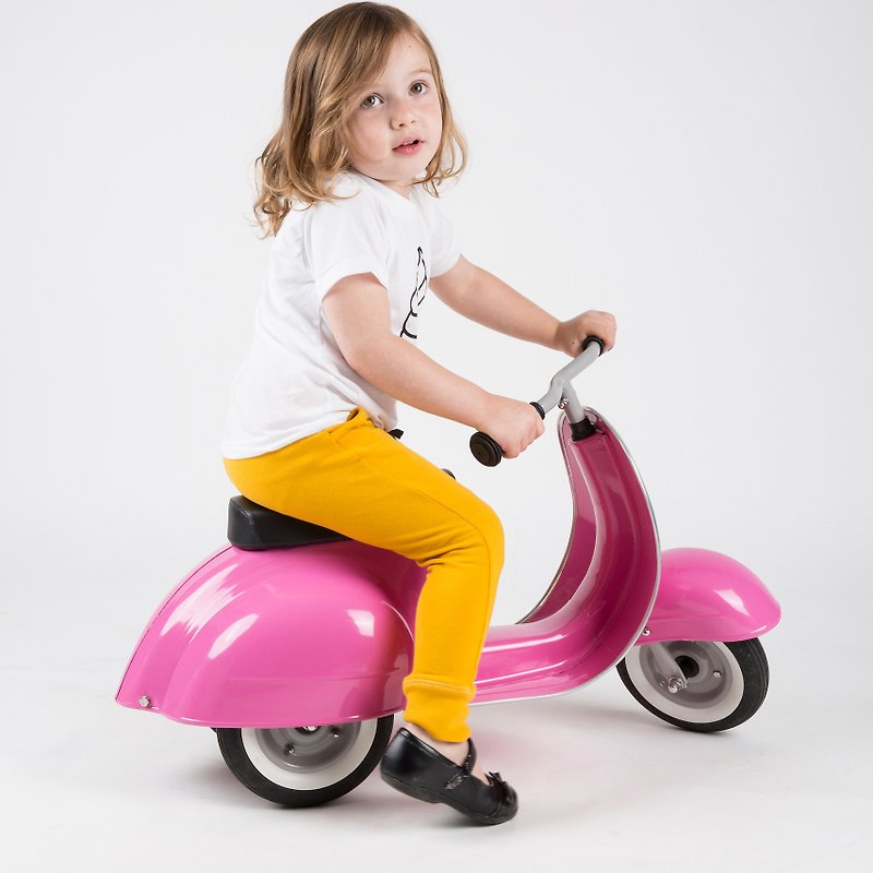 #聖誕禮物 免運費# PRIMO 經典偉士牌造型滑步車_經典版 (甜心粉) - 寶寶/兒童玩具/玩偶 - 其他金屬 粉紅色