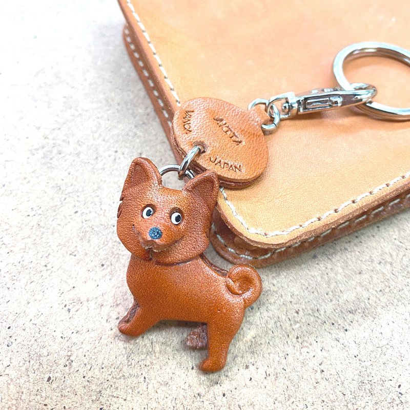 アキタ犬　本革キーホルダー　リードチャーム 手作り革雑貨　VANCA - 鑰匙圈/鑰匙包 - 真皮 咖啡色