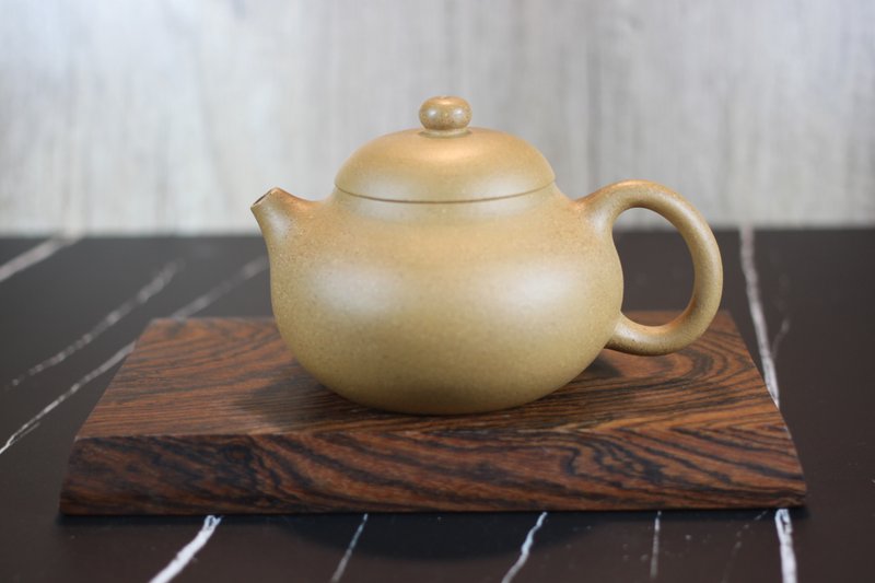 【春節好禮】文旦 黃降坡 宜興紫砂壺 紀艷敏老師 300ml - 茶壺/茶杯/茶具 - 陶 