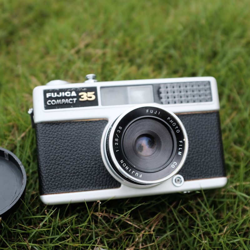 古董相機-富士Fujica Compact 35 隨身底片相機 - 其他 - 其他金屬 銀色