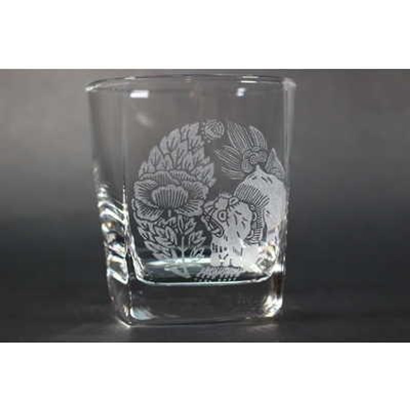 Tang lion peony · arm rock glass - Cups - Glass 