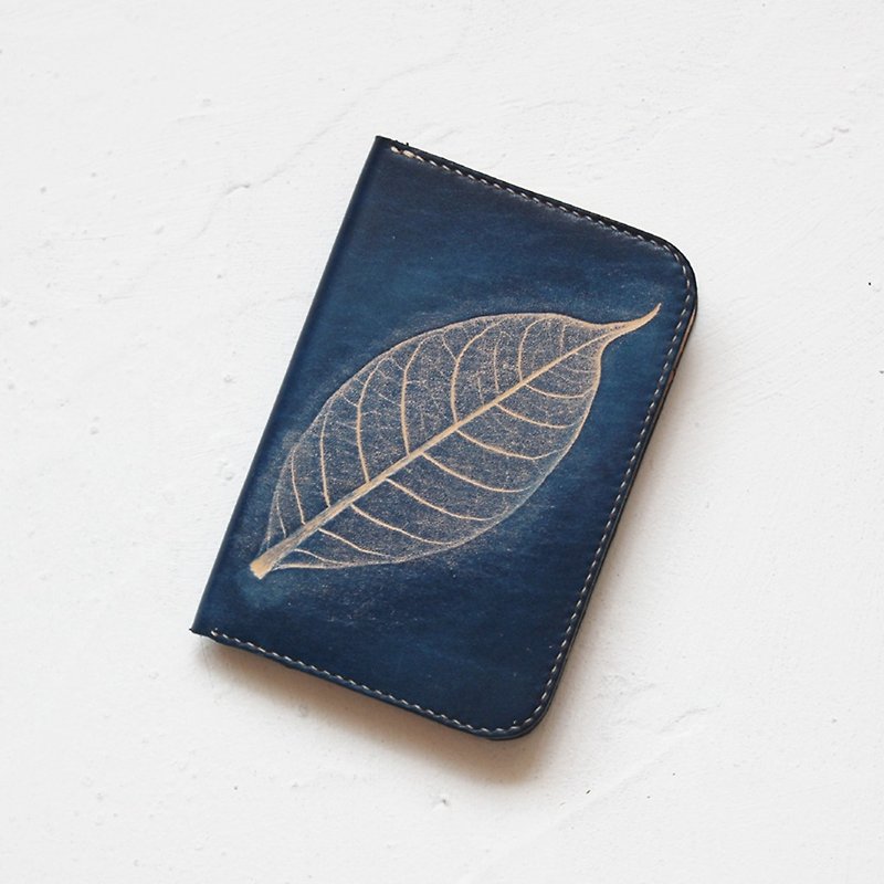 Rugao handmade leather leather passport holder document protection sleeve leather paper clip pass passport storage package - ที่เก็บพาสปอร์ต - หนังแท้ 