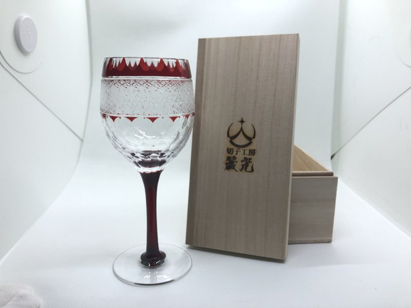 菊繋ぎと亀甲ワイングラス - 酒杯/酒器 - 玻璃 紅色