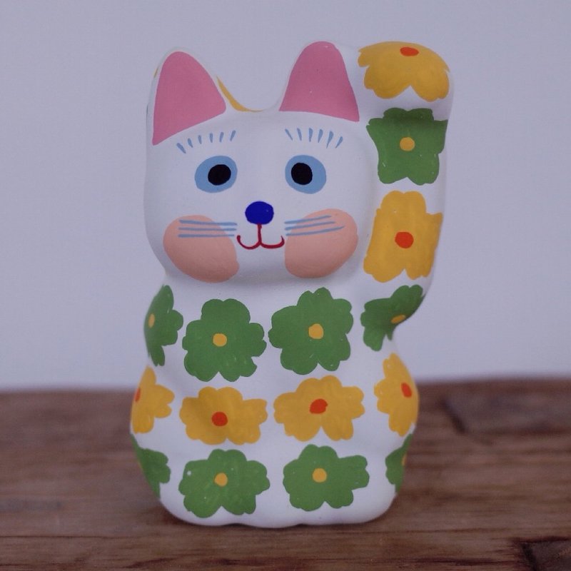 Lucky Cat Floral pattern yellow / green left hand beckoning - Stuffed Dolls & Figurines - Paper 