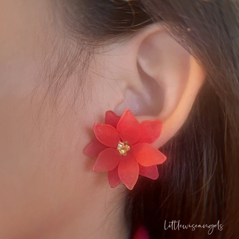 Christmas Poinsettia stud earrings ~Red Flower earrings - ต่างหู - พลาสติก สีแดง