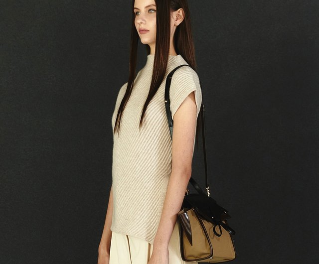 [mfnt] Tutu Maple 24K 高密度ナイロン牛革3ウェイバッグ Tutu Maple 3Way Tote Bag (HD Nylon + ITALY Cow Leather) mfnt