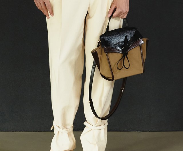 [mfnt] Tutu Maple 24K 高密度ナイロン牛革3ウェイバッグ Tutu Maple 3Way Tote Bag (HD Nylon + ITALY Cow Leather) mfnt