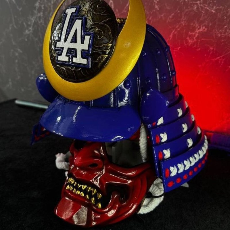 Japanese Samurai Helmet, Samurai Cosplay, Japanese Armor, Yoshitsune Kabuto - 口罩/口罩收納套 - 樹脂 