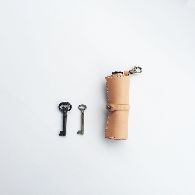 Tochigi leather scroll key case Nume leather - กระเป๋าเครื่องสำอาง - หนังแท้ สีนำ้ตาล