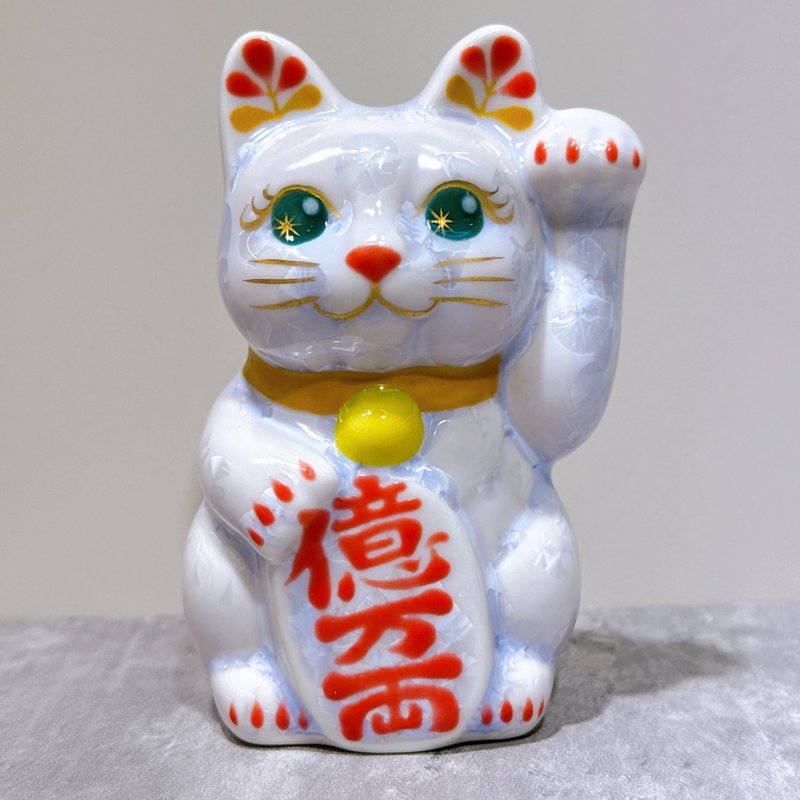 Japanese Kiyomizu-yaki Lucky Cat | Flower Crystal, Wisteria, Million Ryo, Left - Items for Display - Porcelain Blue