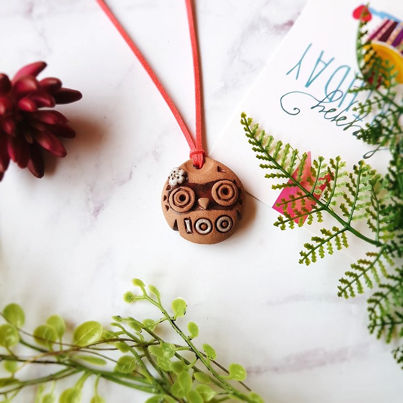 B-37 Owl Necklace│Yoshino Eagle x Charm Pure Handmade Design Ceramic Art Key Ring Gift - Necklaces - Pottery Khaki