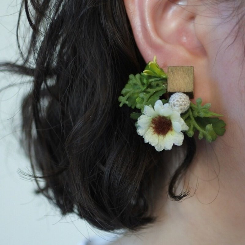 mebuki pierce(グリーン)片耳用 - 耳環/耳夾 - 其他材質 綠色