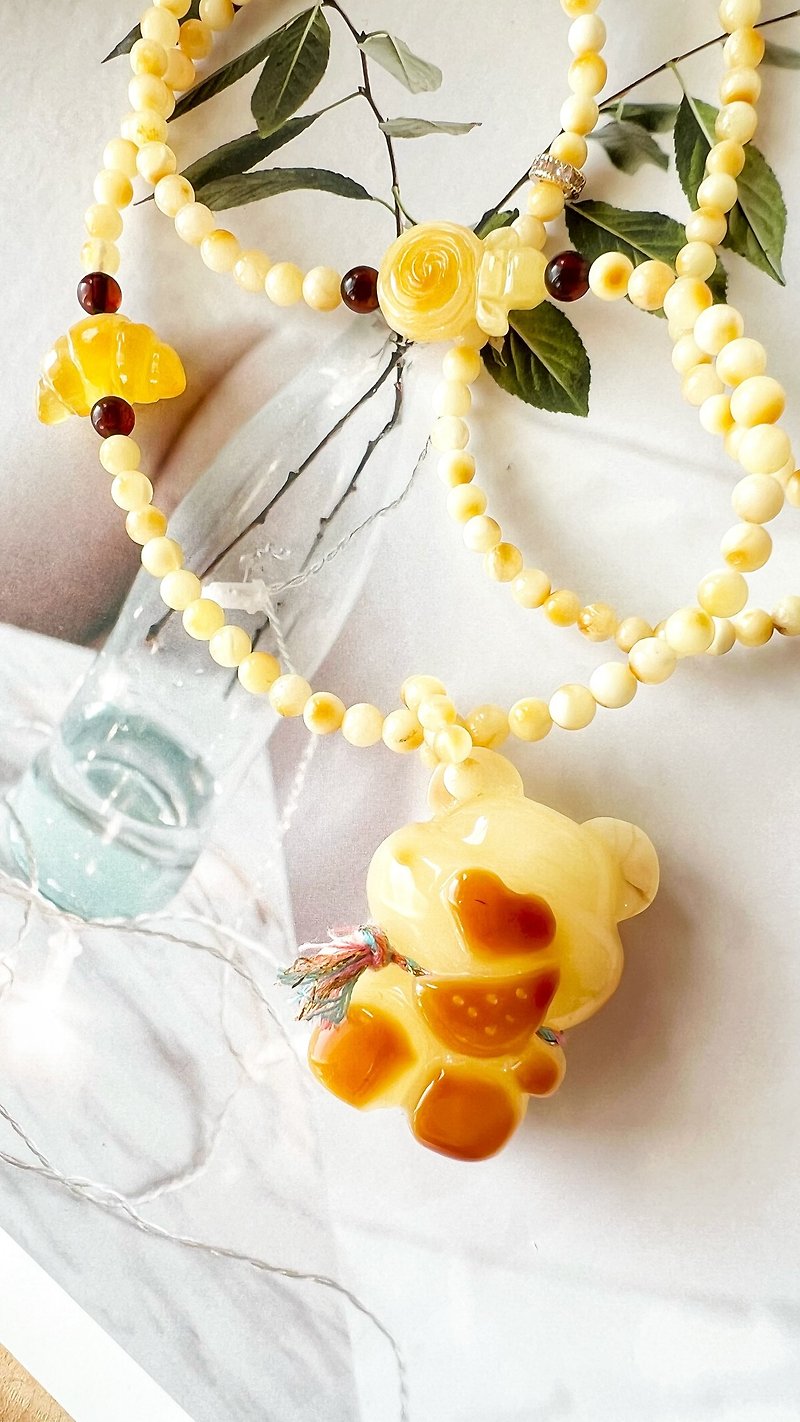 [Watermelon Bear] Wax Bear Necklace Sweater Chain Long Necklace - Necklaces - Crystal Orange