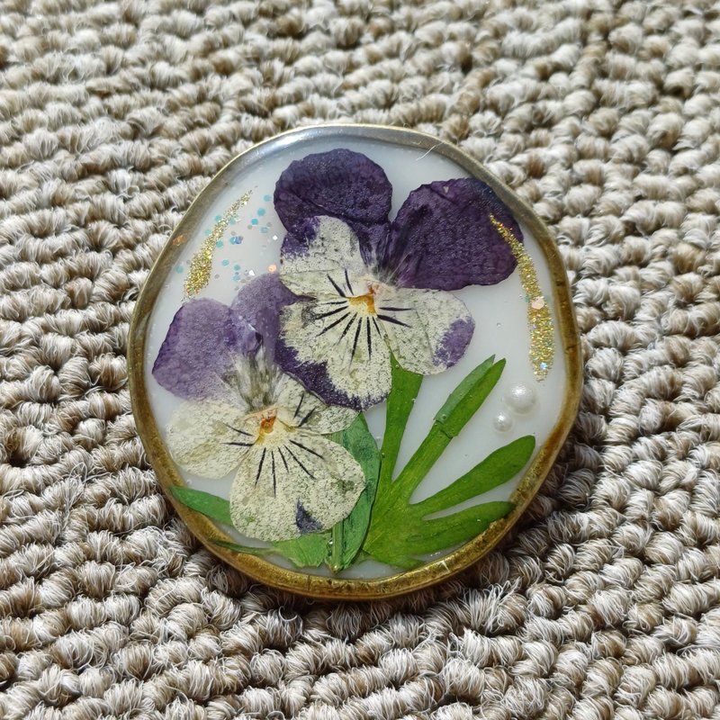 flower brooch - Brooches - Plants & Flowers 