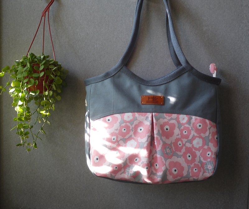 Free shipping spring travel preferred poppy shoulder bag (cherry powder) - Messenger Bags & Sling Bags - Cotton & Hemp Pink