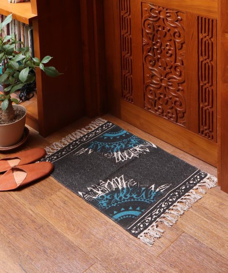 Leap Feather Floor Mat 45x65cm - 地墊/地毯 - 其他材質 