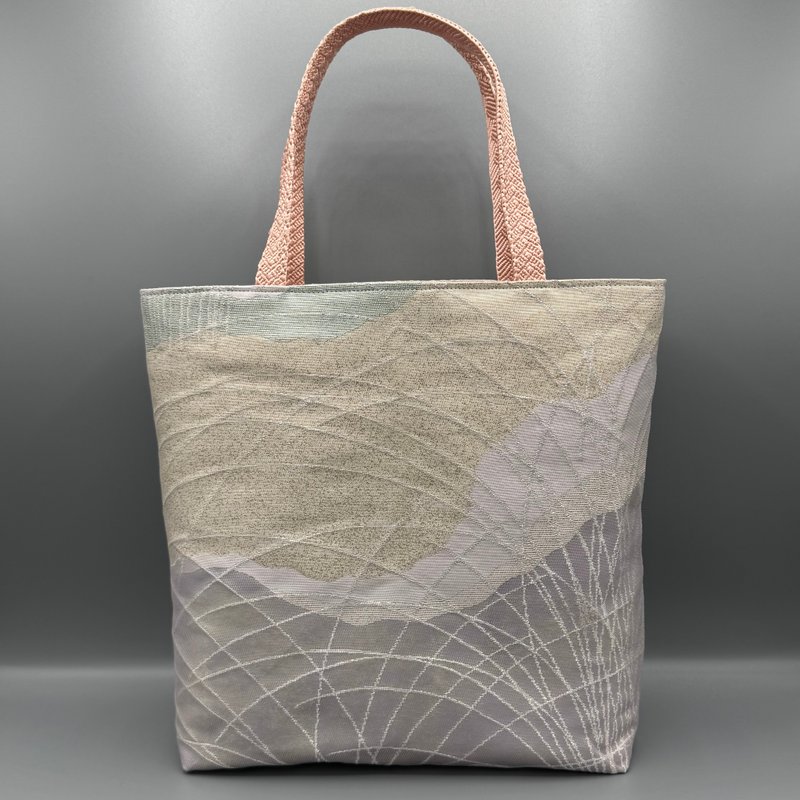 着物 帯 帯締め ハンドメイド トートバッグ リメイク シルバー 紫 - 手提包/手提袋 - 絲．絹 白色