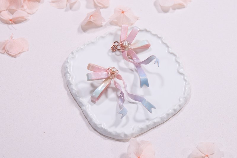 Watery, Flowing Bow Ear Bone Clip, Painless Clip-On, Ear Acupuncture - Earrings & Clip-ons - Resin Pink