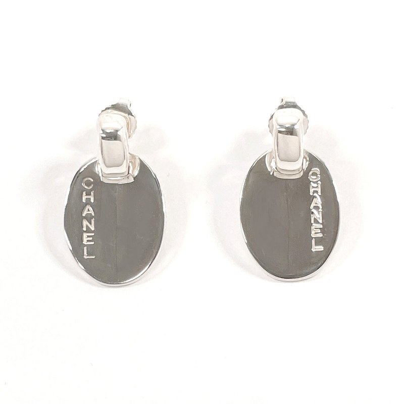【日本直送 中古美品】シャネル CHANEL ピアス オーバル ロゴプレート シルバー925 アクセサリー ヴィンテージ 新品仕上げ済み - 耳環/耳夾/耳骨夾 - 純銀 銀色