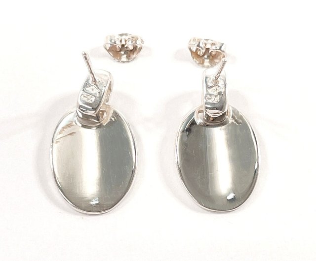 シャネル ピアス オーバル ロゴプレート シルバー CHANEL シャネル ピアス オーバル ロゴプレート シルバー925