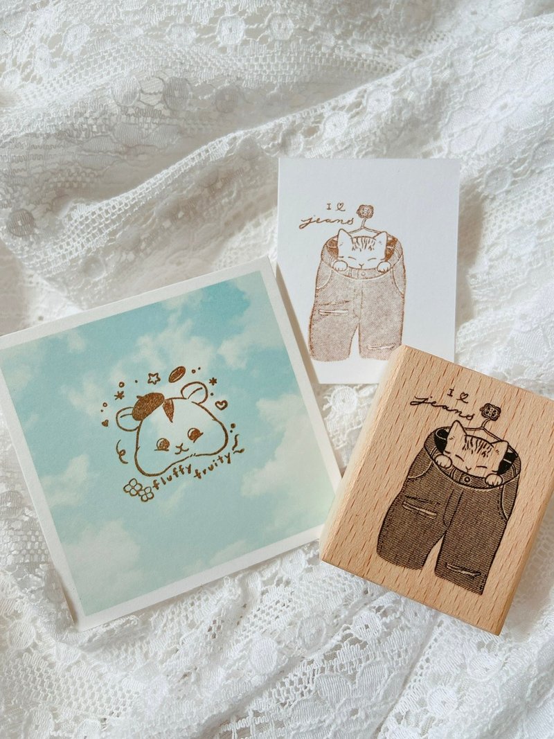 Cat hide and seek jeans wooden stamp Hong Kong design - ตราปั๊ม/สแตมป์/หมึก - ไม้ สีกากี