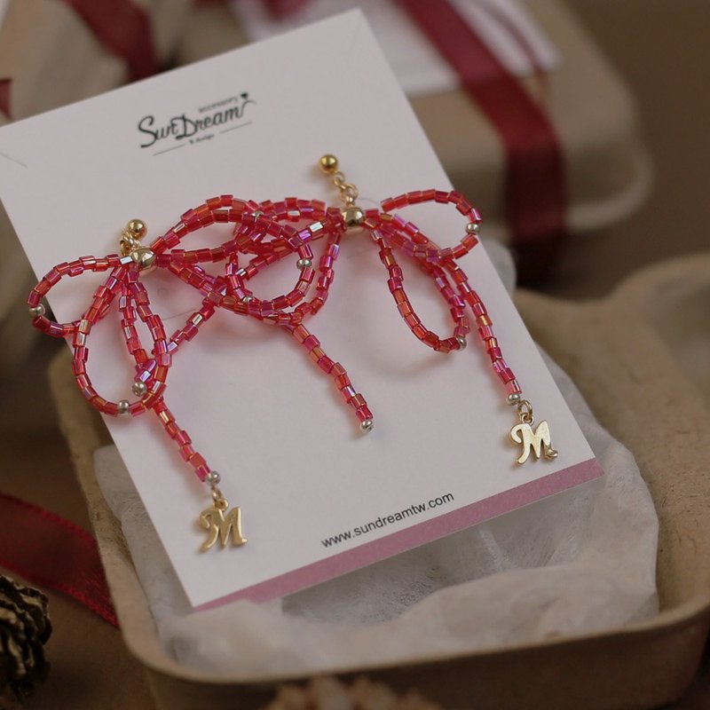 【Christmas Glimmer Gift Box】Frosty Night Berry Red - Christmas Bow Earrings, Christmas Gift, Custom Initial - สร้อยคอ - กระจกลาย สีแดง