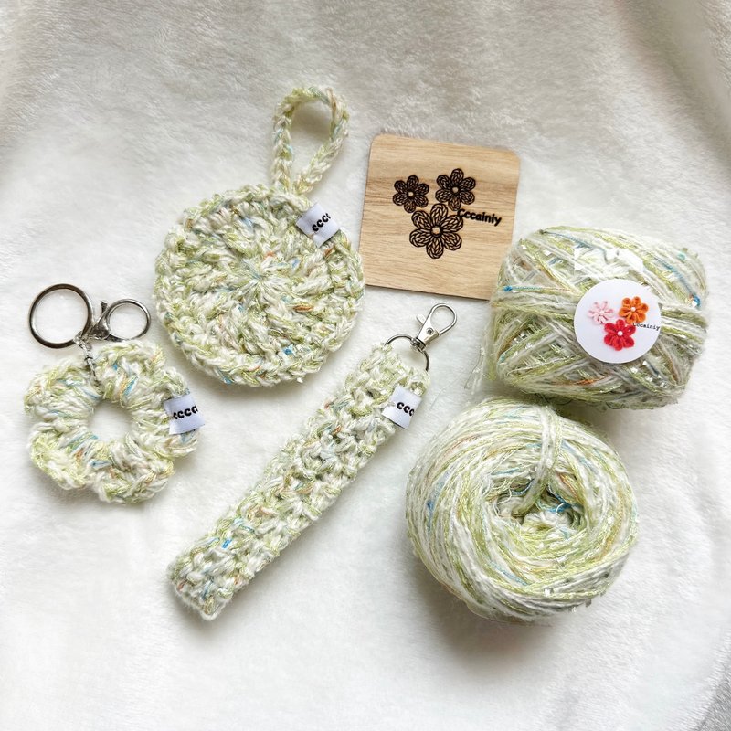 Cccainiy現貨 獨家特製手混線 繽紛蘋果綠金絲系 50g 只會多 - 編織/刺繡/羊毛氈/縫紉 - 聚酯纖維 