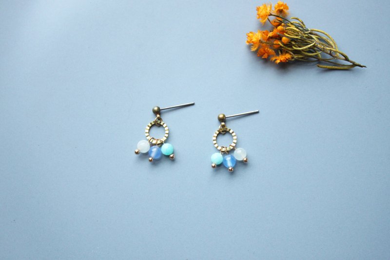 Point - earring  clip-on earring - ต่างหู - หิน สีน้ำเงิน