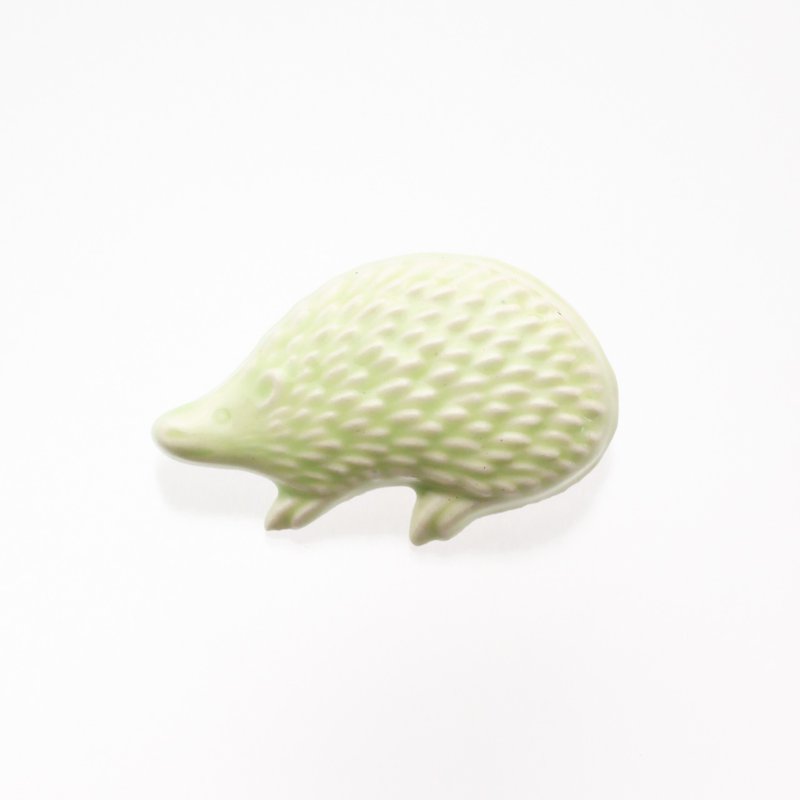 ceramics brooch hedgehog green - Brooches - Pottery Green