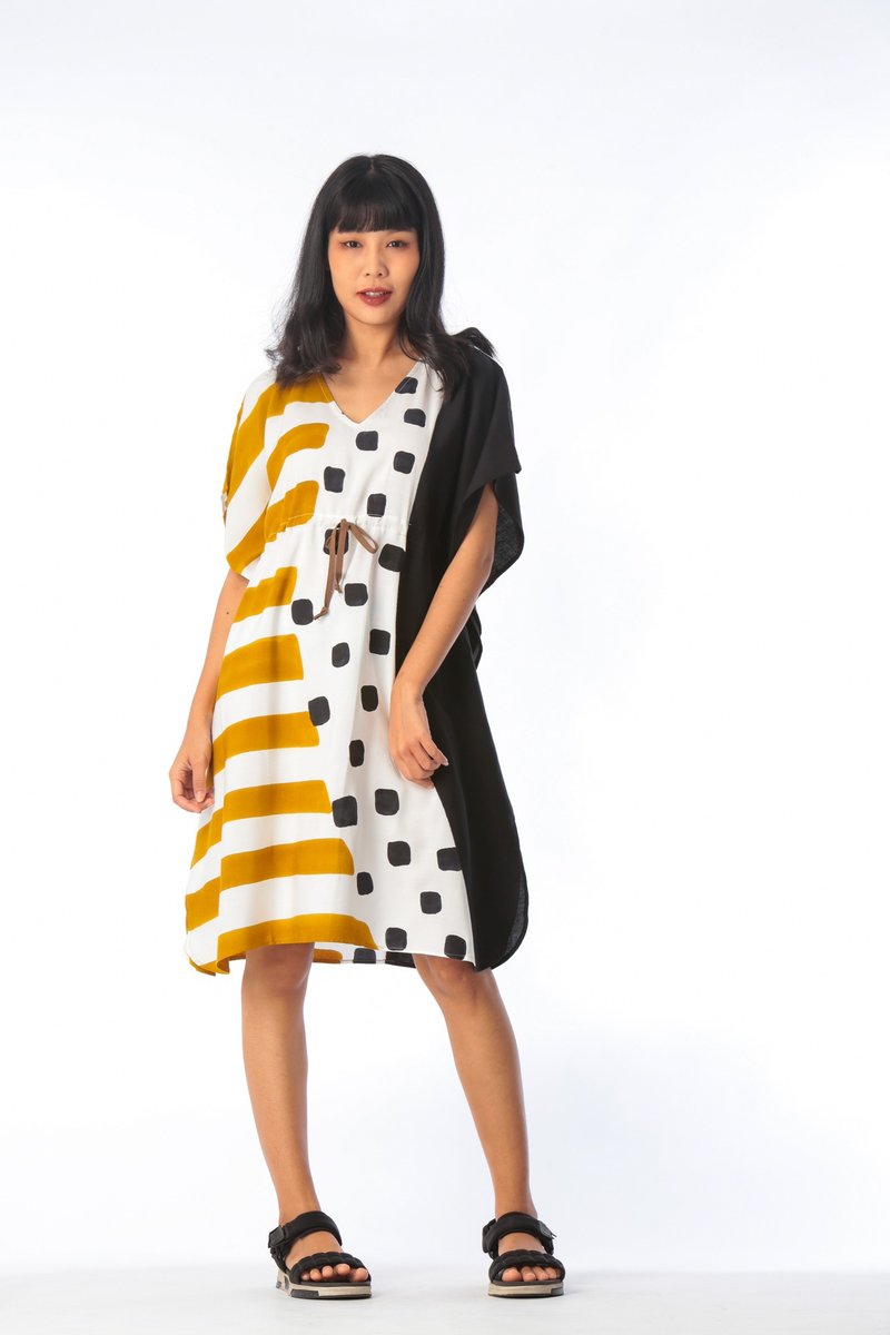 Kaftan Waist Jump Cotton Rayon Hand paint For Summer Beach V - 洋裝/連身裙 - 棉．麻 黑色
