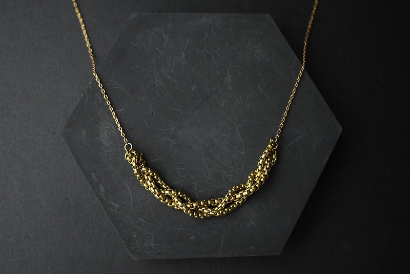 Tweezers - Brass Necklace - Collar Necklaces - Other Metals Gold