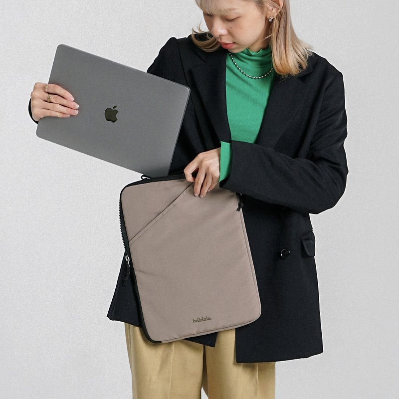 Ateljee | ERLE 14 inch Laptop Case Sleeve 3-way Crossbody Bag (Pastel Khaki) - Laptop Bags - Polyester Khaki