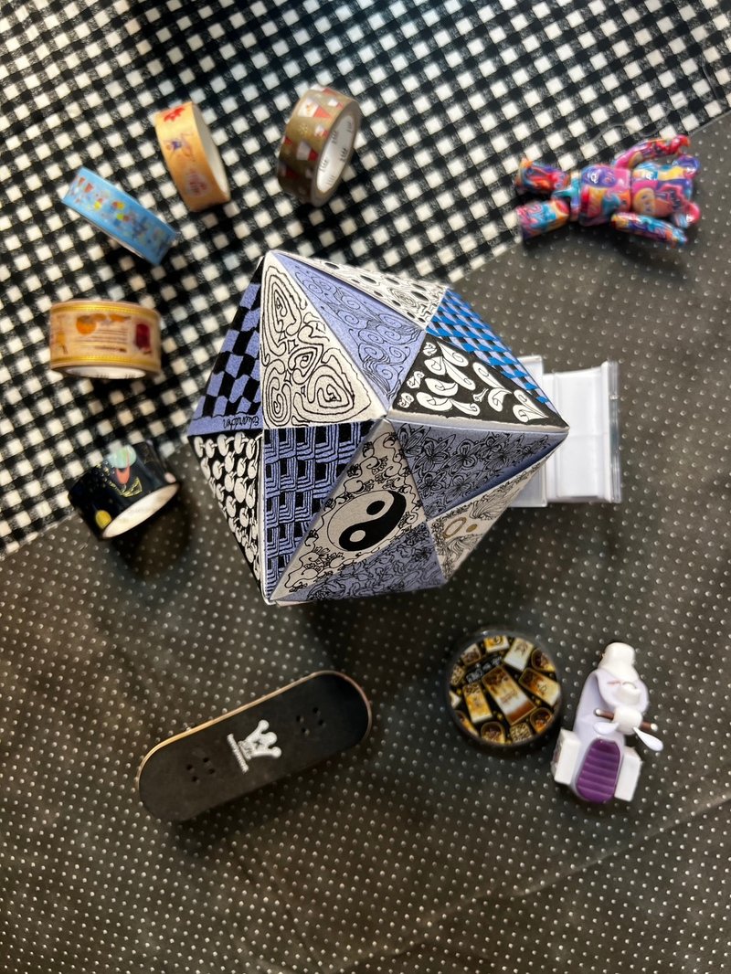 Zentangle禪繞畫藝術品-六面體禪繞立體摺紙球 - 木工/竹藝/紙雕 - 紙 藍色