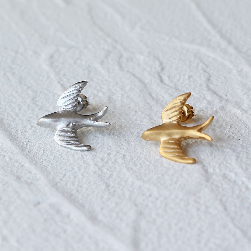 燕子耳針耳環 銀飾 - 耳環/耳夾 - 純銀 銀色