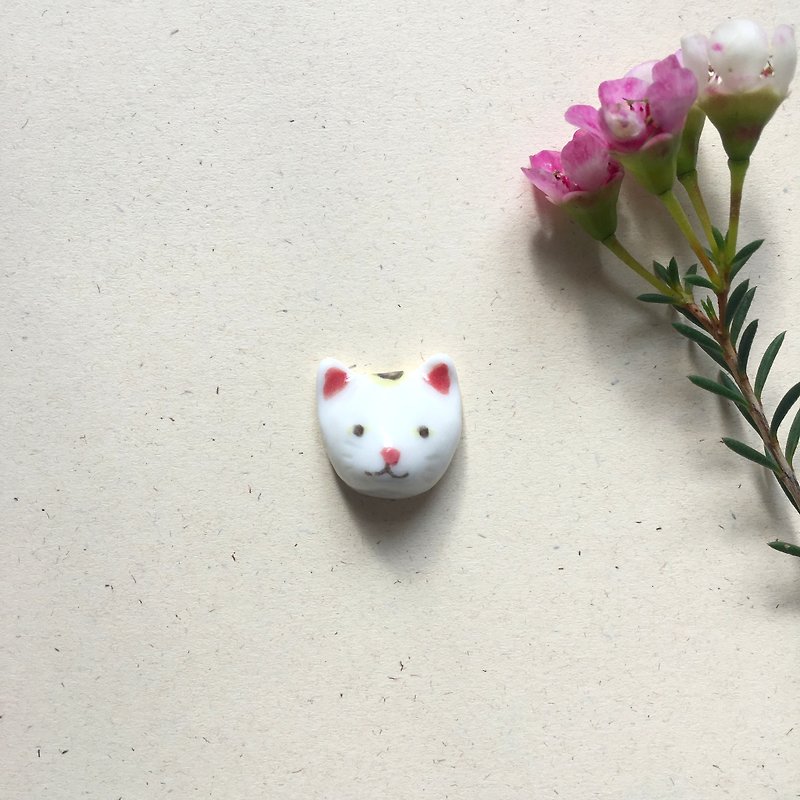 Ceramic Pin - Lucky White Cat - Brooches - Porcelain Multicolor