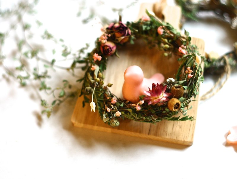 | Fragrance Drying Wreath Gift Box | - น้ำหอม - พืช/ดอกไม้ สีเขียว