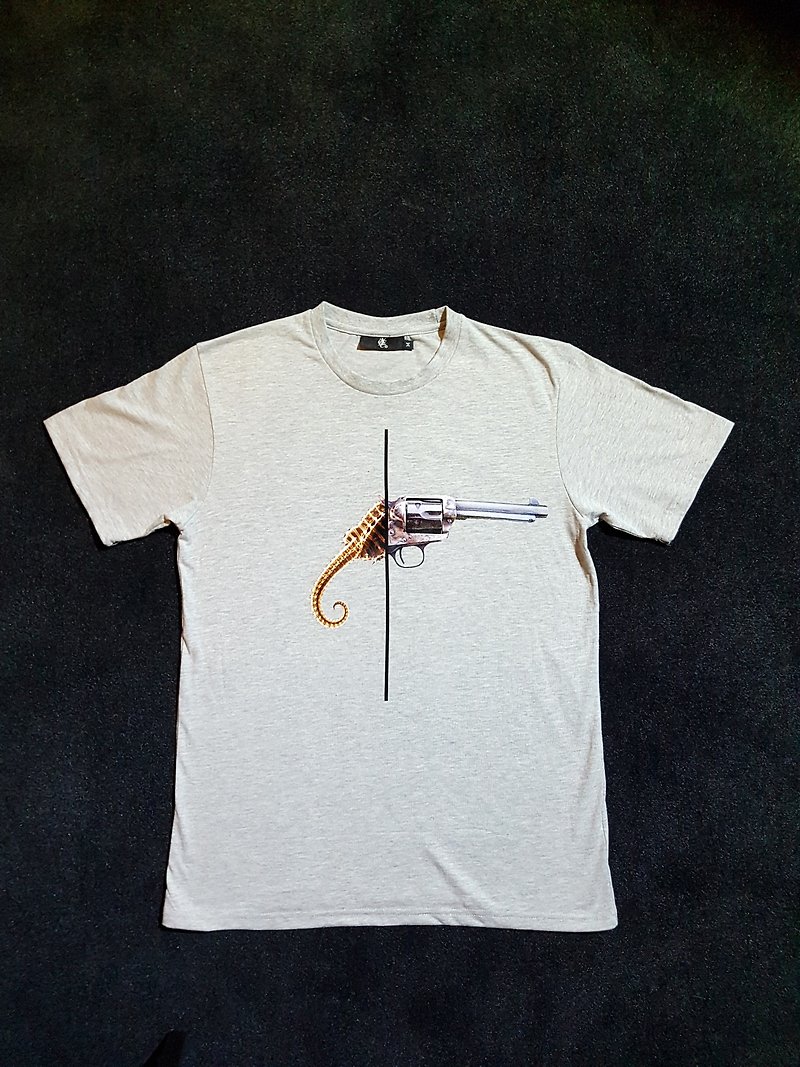 Seahorse pistol design cotton T-shirt gray - Men's T-Shirts & Tops - Cotton & Hemp Gray