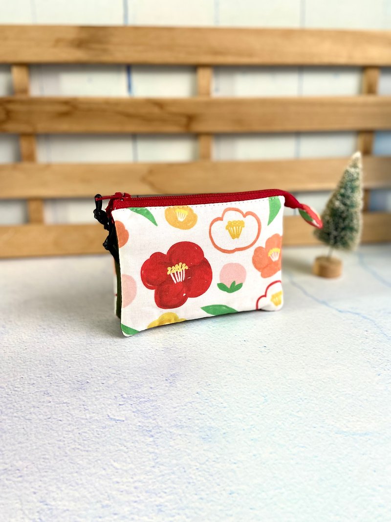 Camellia five-layer packet made of Korean cotton fabric can be used as a Mother's Day birthday gift and can be placed directly in your pocket - Coin Purses - Cotton & Hemp 