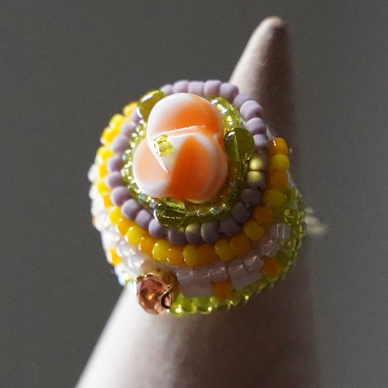 Talkative Ring 104 Free Size Bead Embroidery Ring Orange Large Ring Vitamin Color - แหวนทั่วไป - พลาสติก สีส้ม