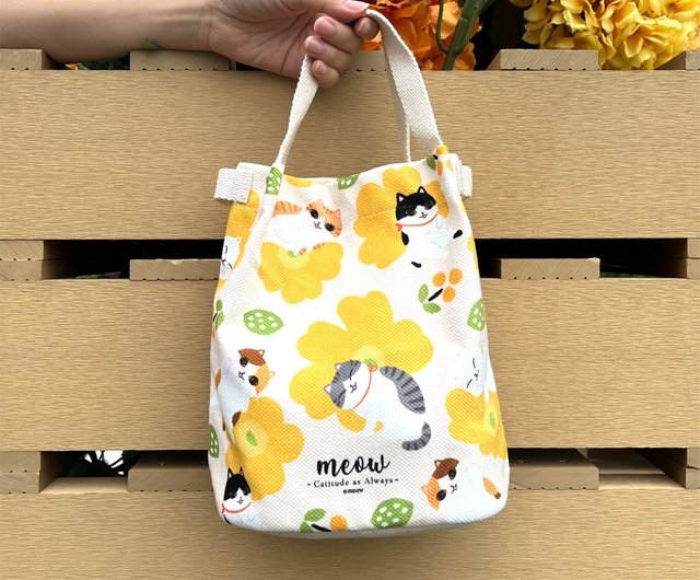 りりー 猫と花デザインのトートバッグ　おまとめ商品 りりー様専用 猫と花デザインのトートバッグ おまとめ商品