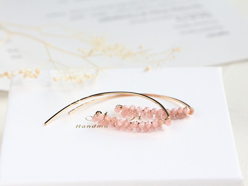 14kgf- incarose marquis pierced earrings - Earrings & Clip-ons - Other Metals Pink