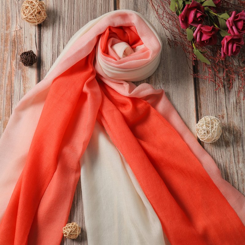 Cashmere lamb scarf shawl thin gradient ring velvet orange beige - ผ้าพันคอถัก - ขนแกะ หลากหลายสี